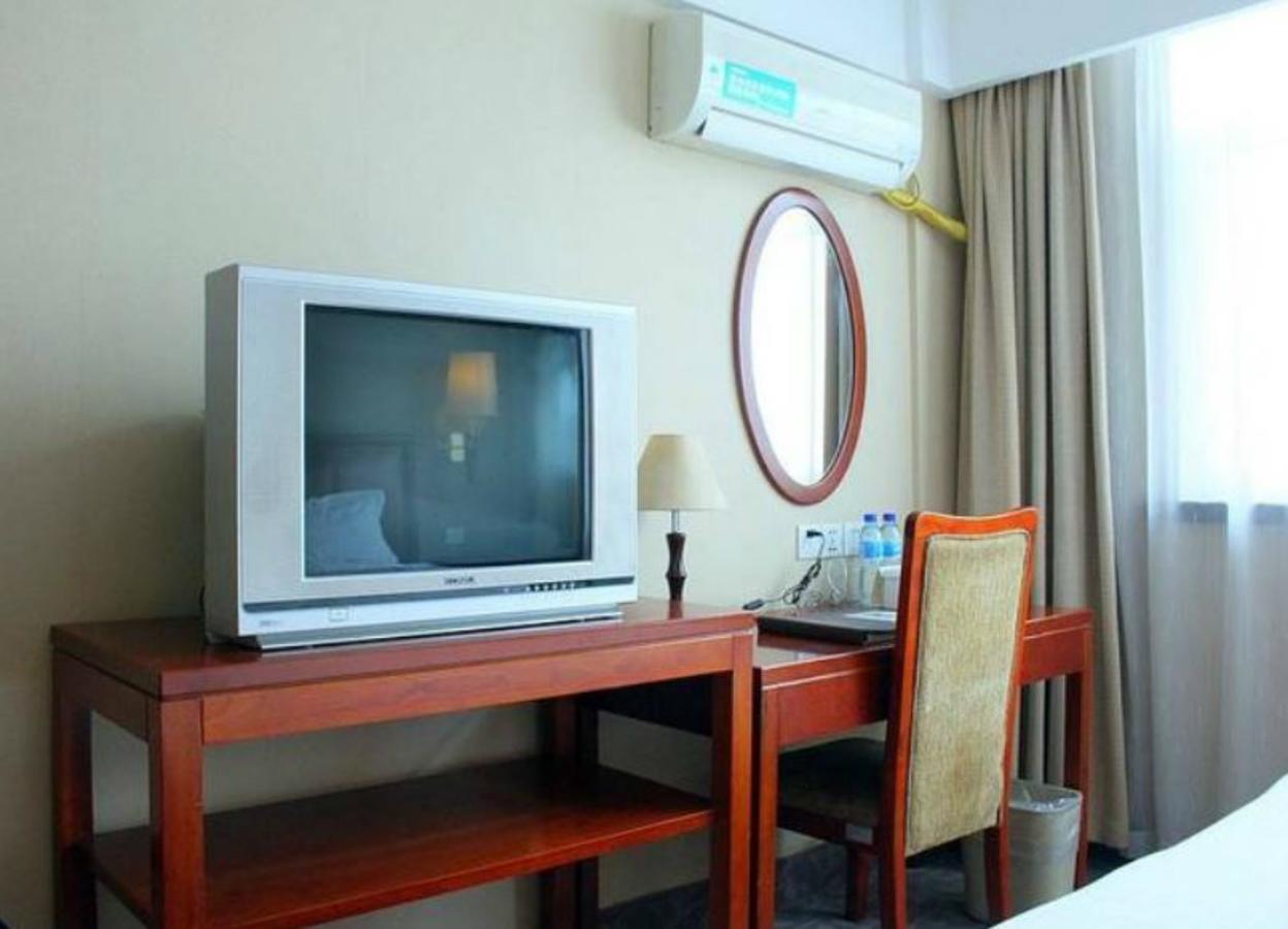 Gma Hotel Shanghai Wuning Road Zhenping Road Metro Station エクステリア 写真